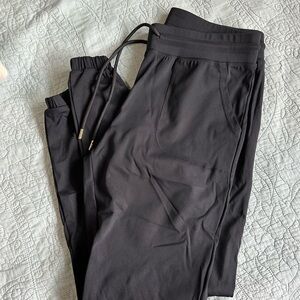 Zyia peak zipper joggers